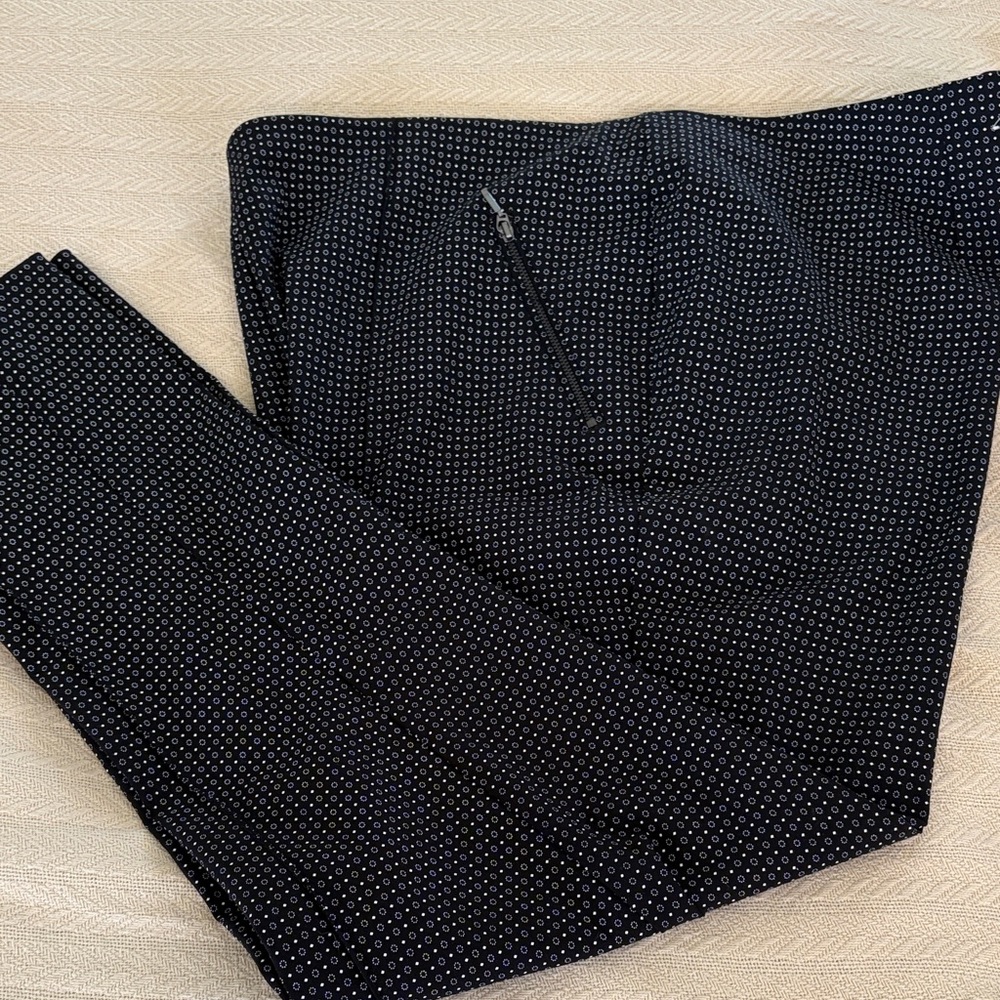 NWOT 20 Michel Studio Alexa pants Black and White Patterned Pants versatile
